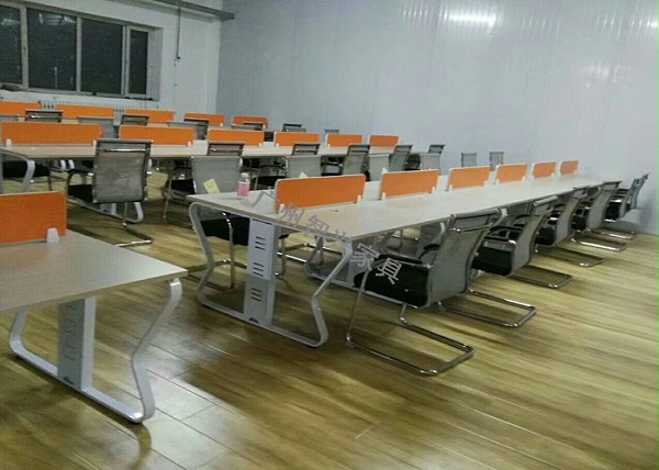 办公家具定制的基本要素和材料的选择 -广州智兴家具