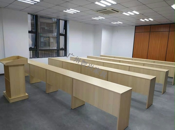 学校家具之学生课桌椅日常保养维护方法 -广州智兴家具