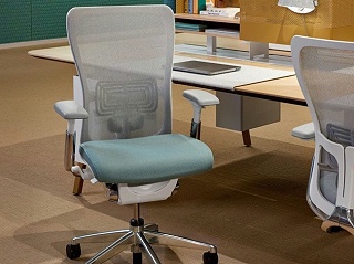 运用人体工程学的办公椅有哪些优点？[智兴家具]